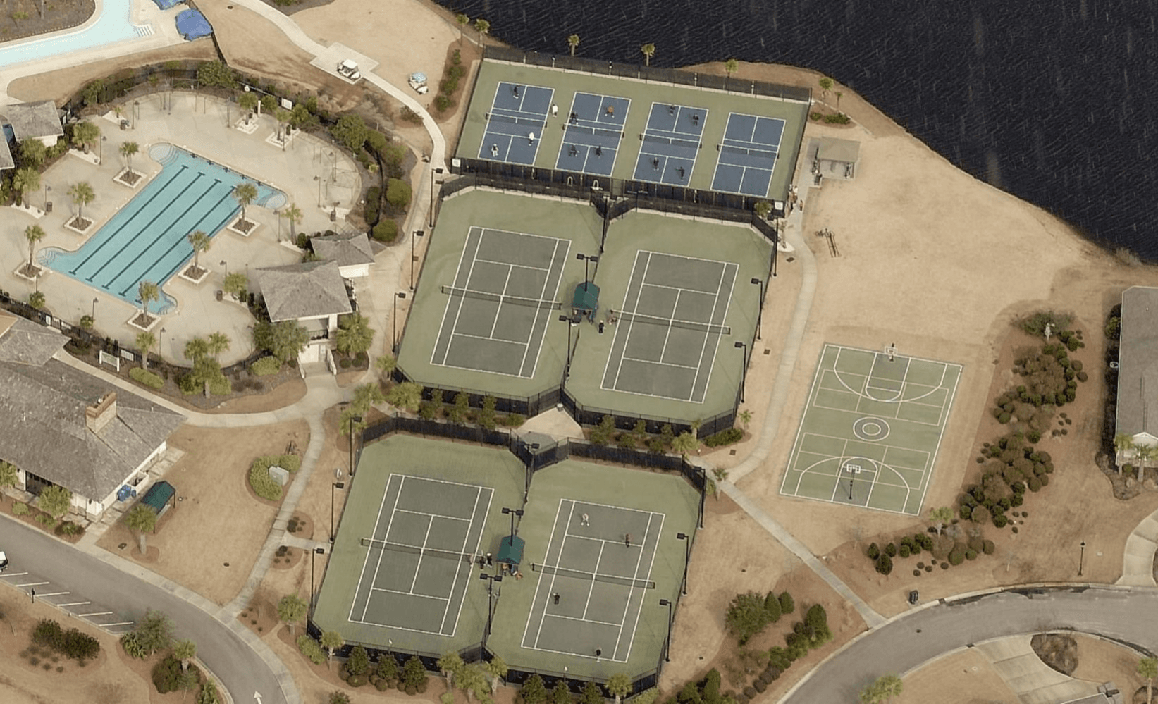 Compass Pointe pickleball courts