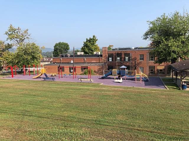 William McKinley Citizen Center pickleball courts