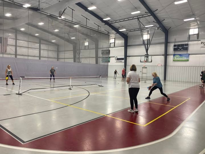 Fitness World Health Club pickleball courts