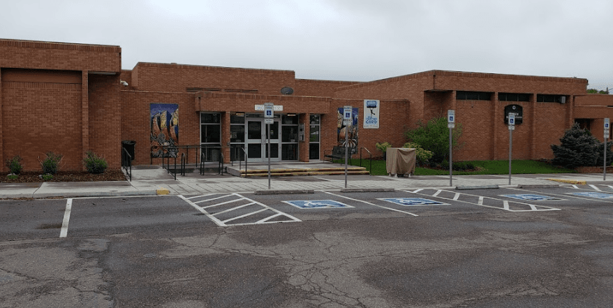 Barnum Rec Center pickleball courts