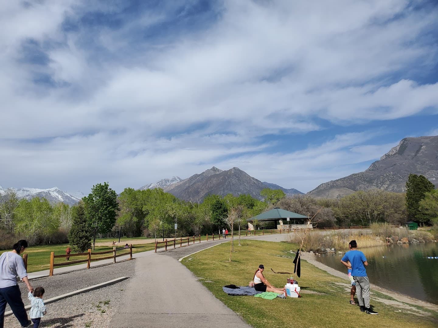 Highland Glen Park pickleball courts