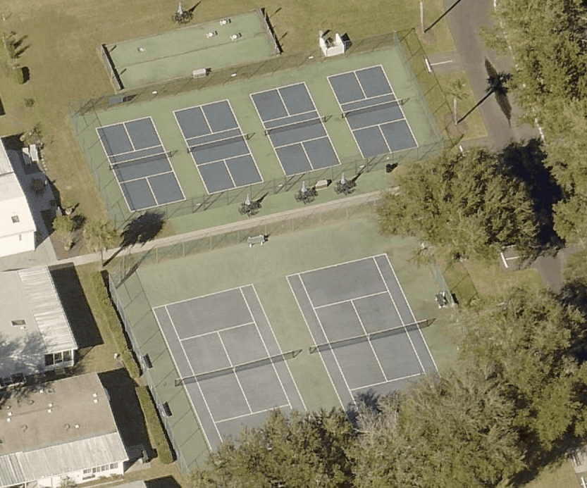 Hacienda Del Rio pickleball courts