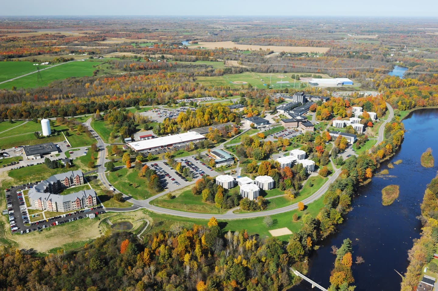 SUNY Canton,  Dana Hall pickleball courts