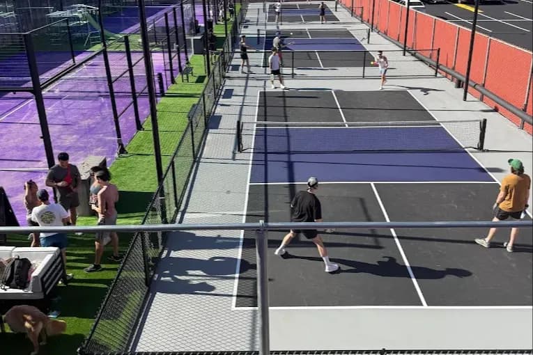 Kingdom of Padel pickleball courts