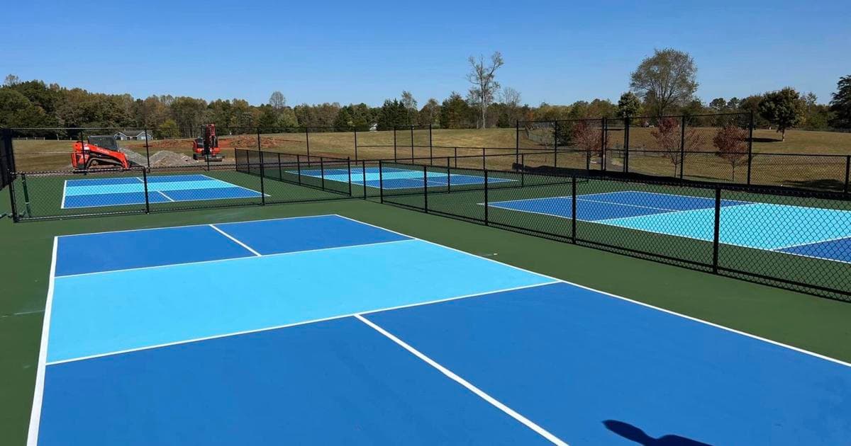 Matthews Park pickleball courts