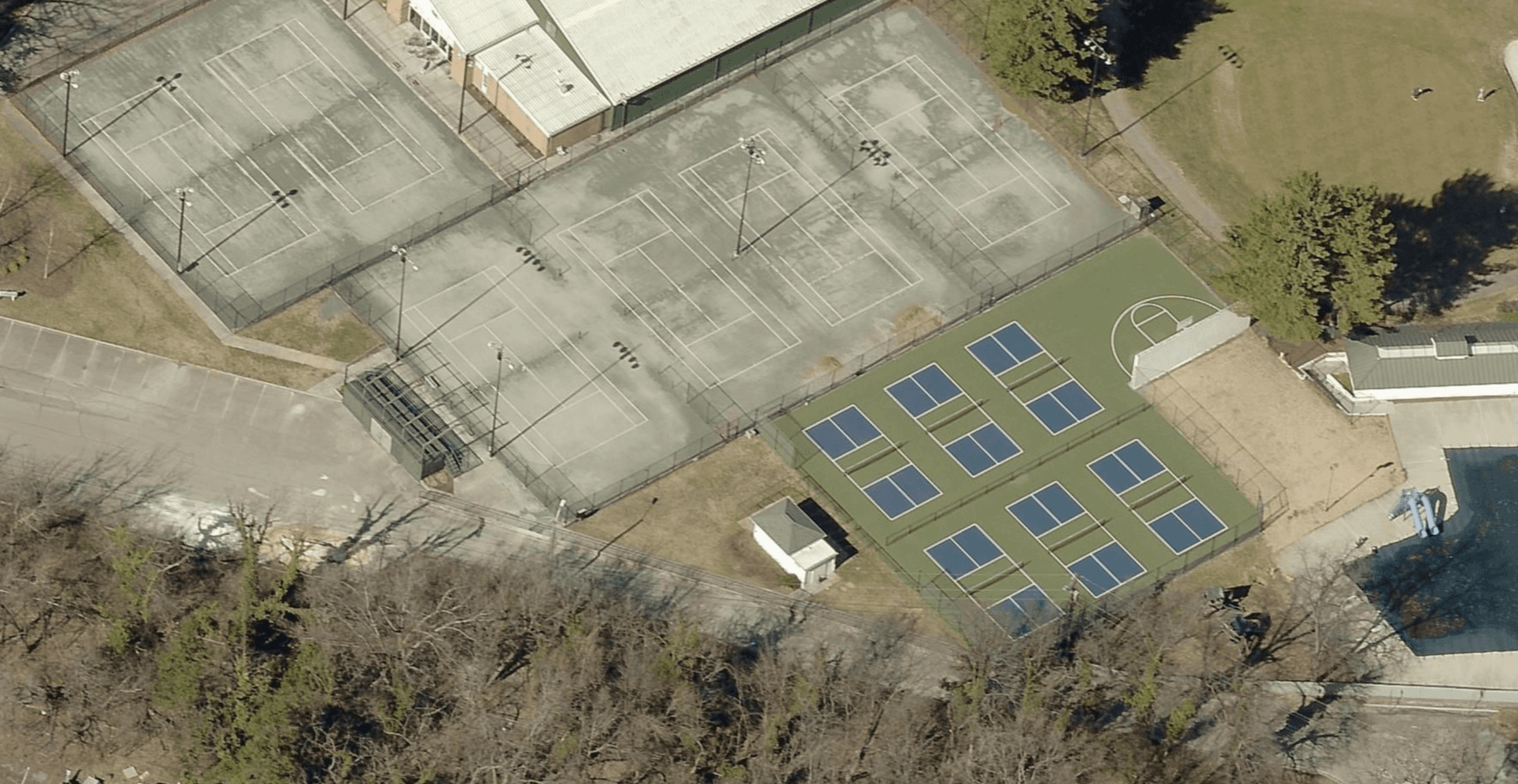 Roanoke Country Club pickleball courts
