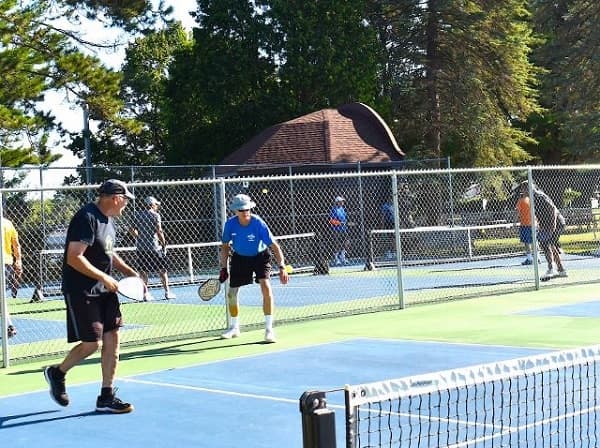 Riverview Park pickleball courts