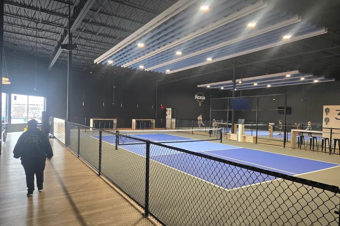 The Picklr West Allis pickleball courts