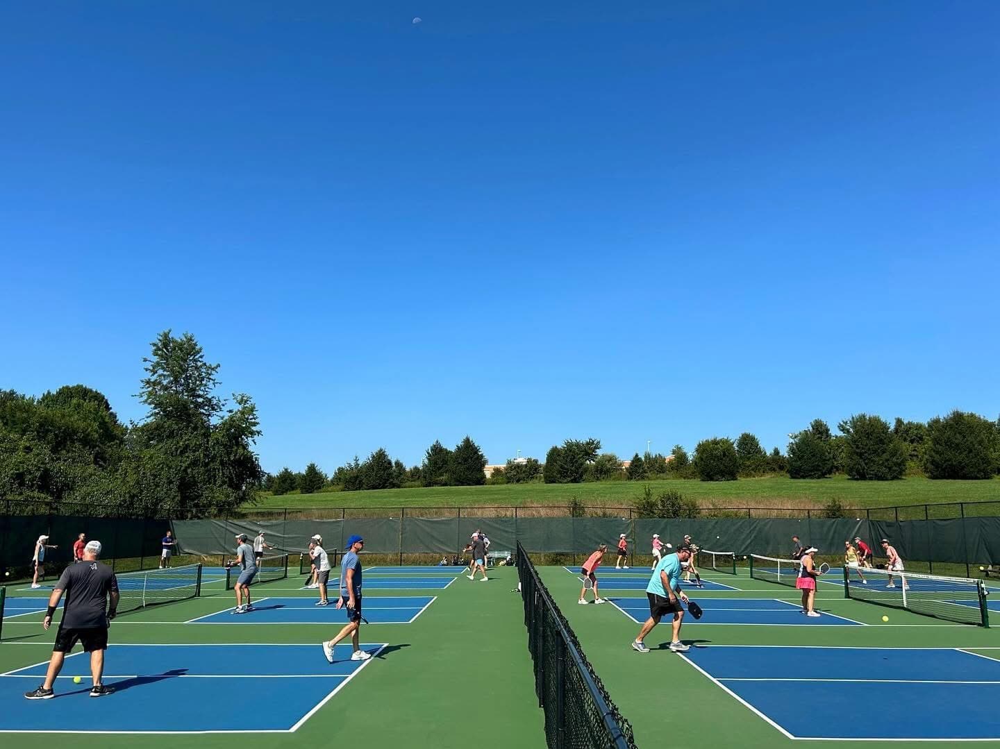 Pennypacker Swim & Tennis Club pickleball courts