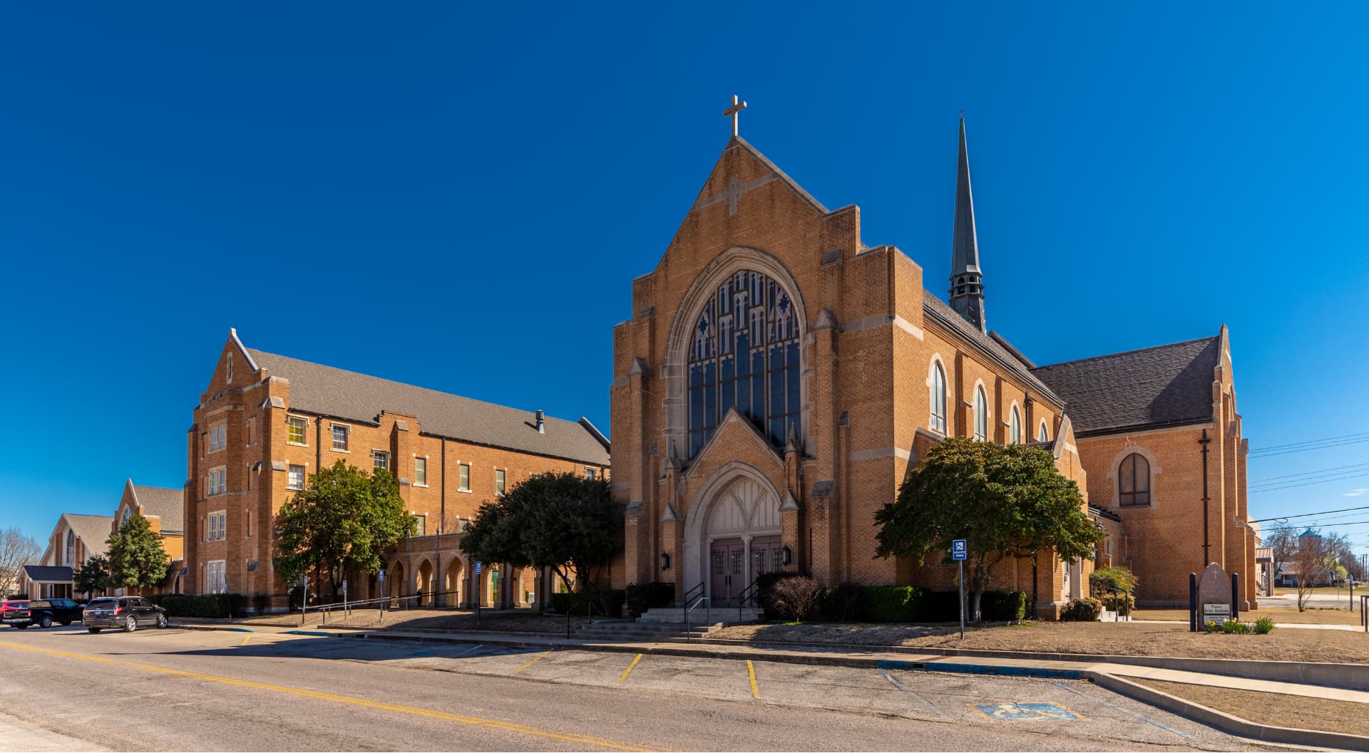 First Methodist Church of Ada pickleball courts