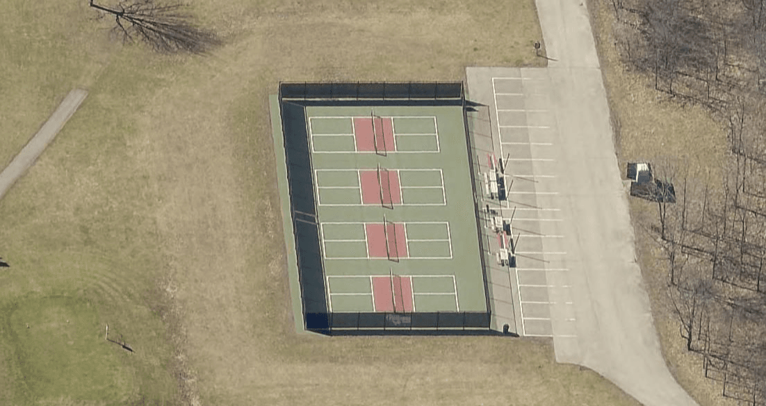 Browns Lake Golf Course pickleball courts