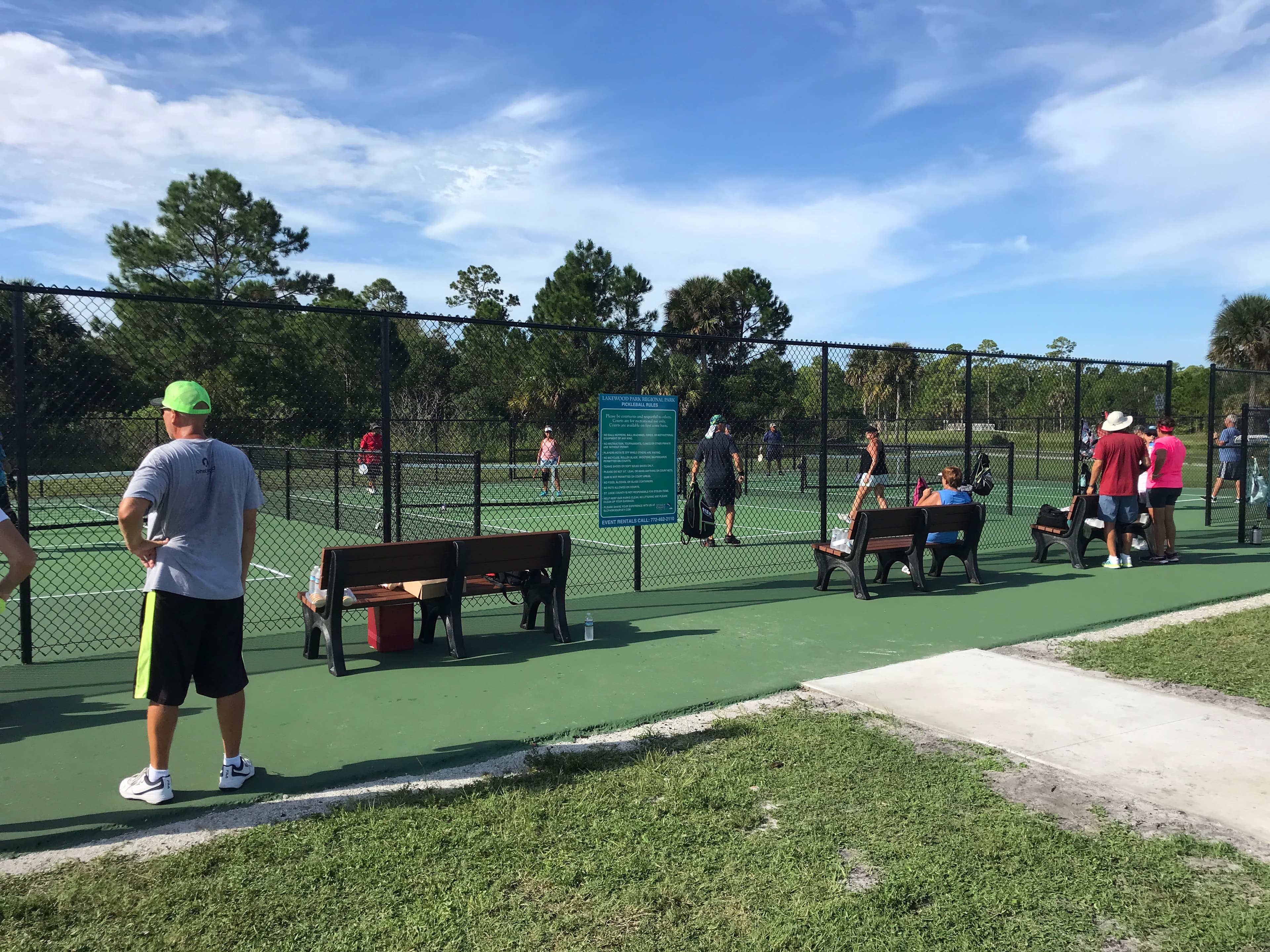 Lakewood Park Regional Park pickleball courts