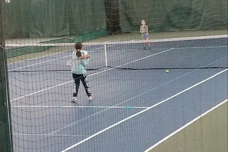 Farmington Valley Racquet Club pickleball courts