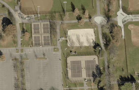 Hoff Woods Park pickleball courts