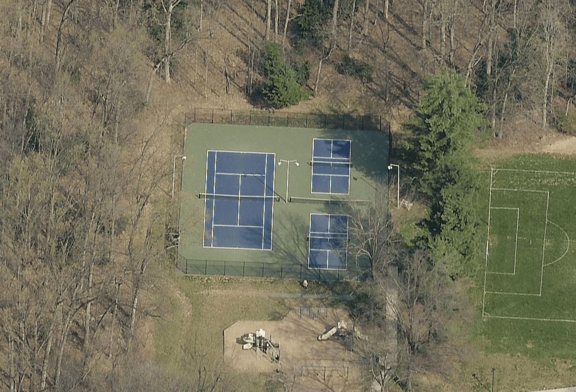 Seven Locks Park pickleball courts