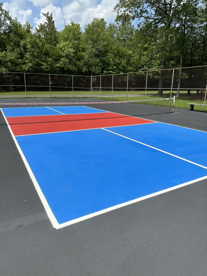 Irvin Park pickleball courts