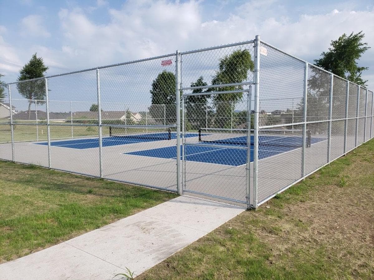 Cloie Creek pickleball courts