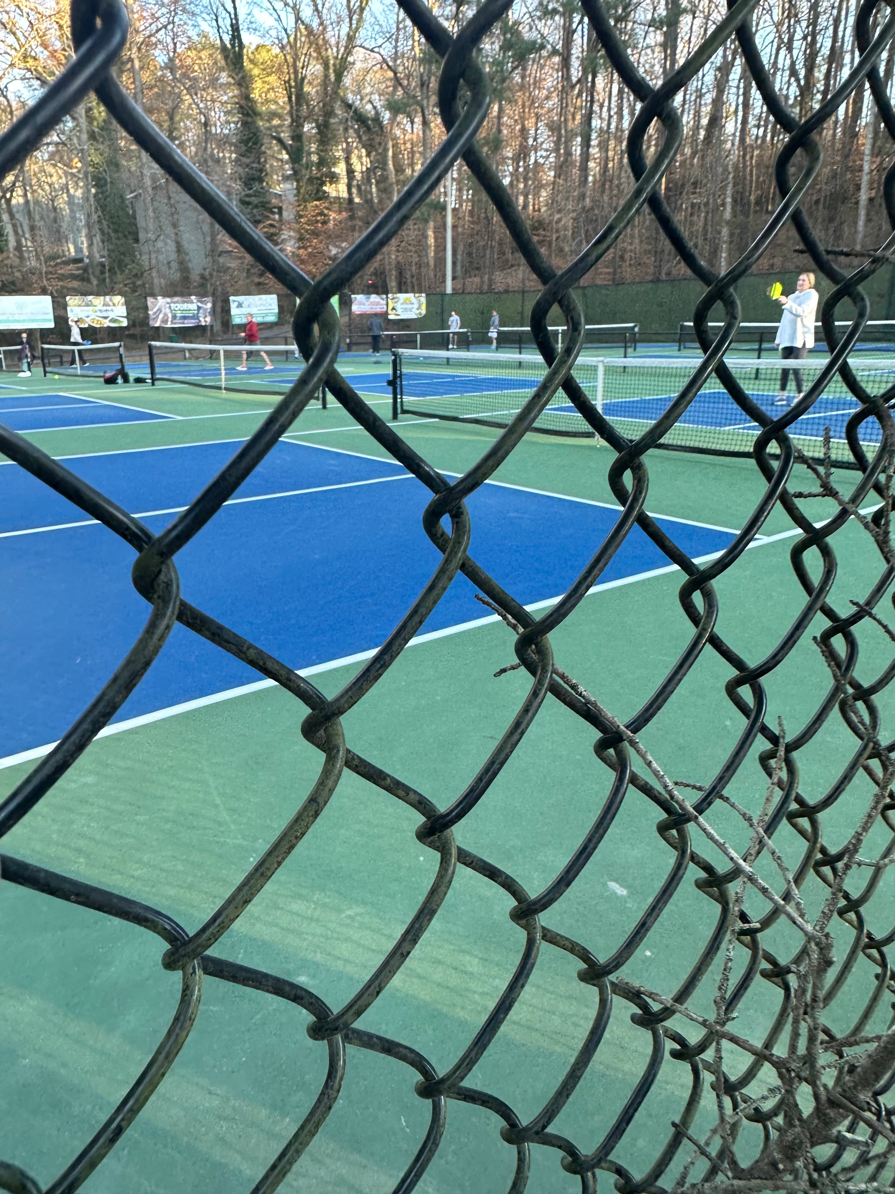 Sandy Springs Racquet Center pickleball courts
