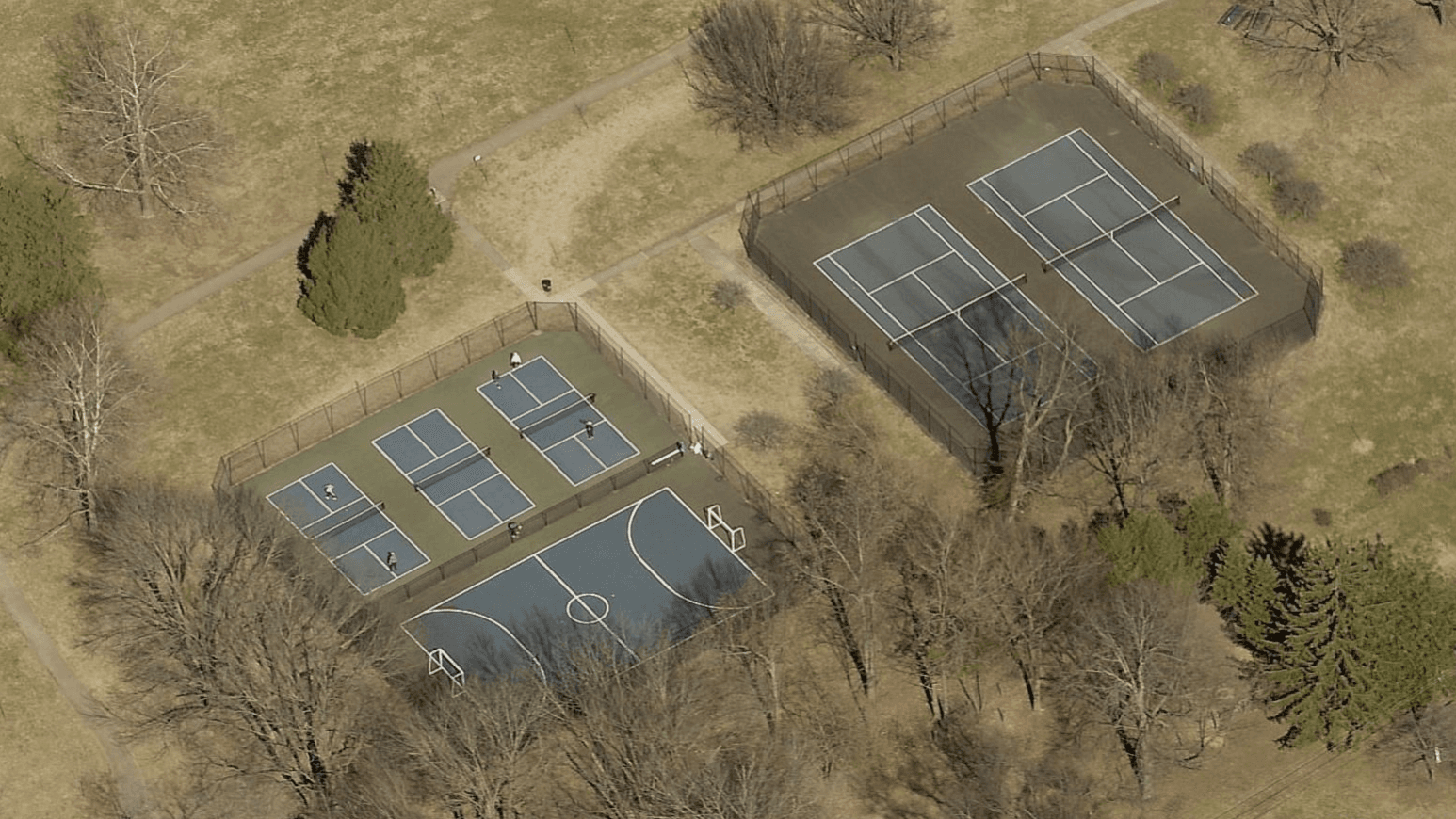 Des Pres Park pickleball courts