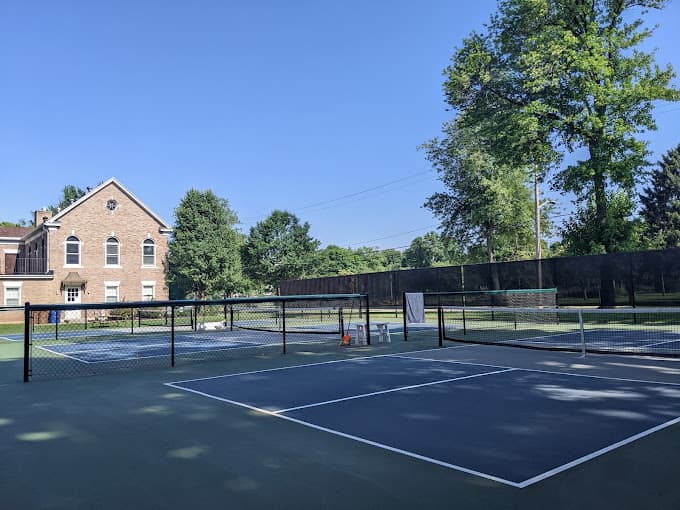 Smith Park pickleball courts