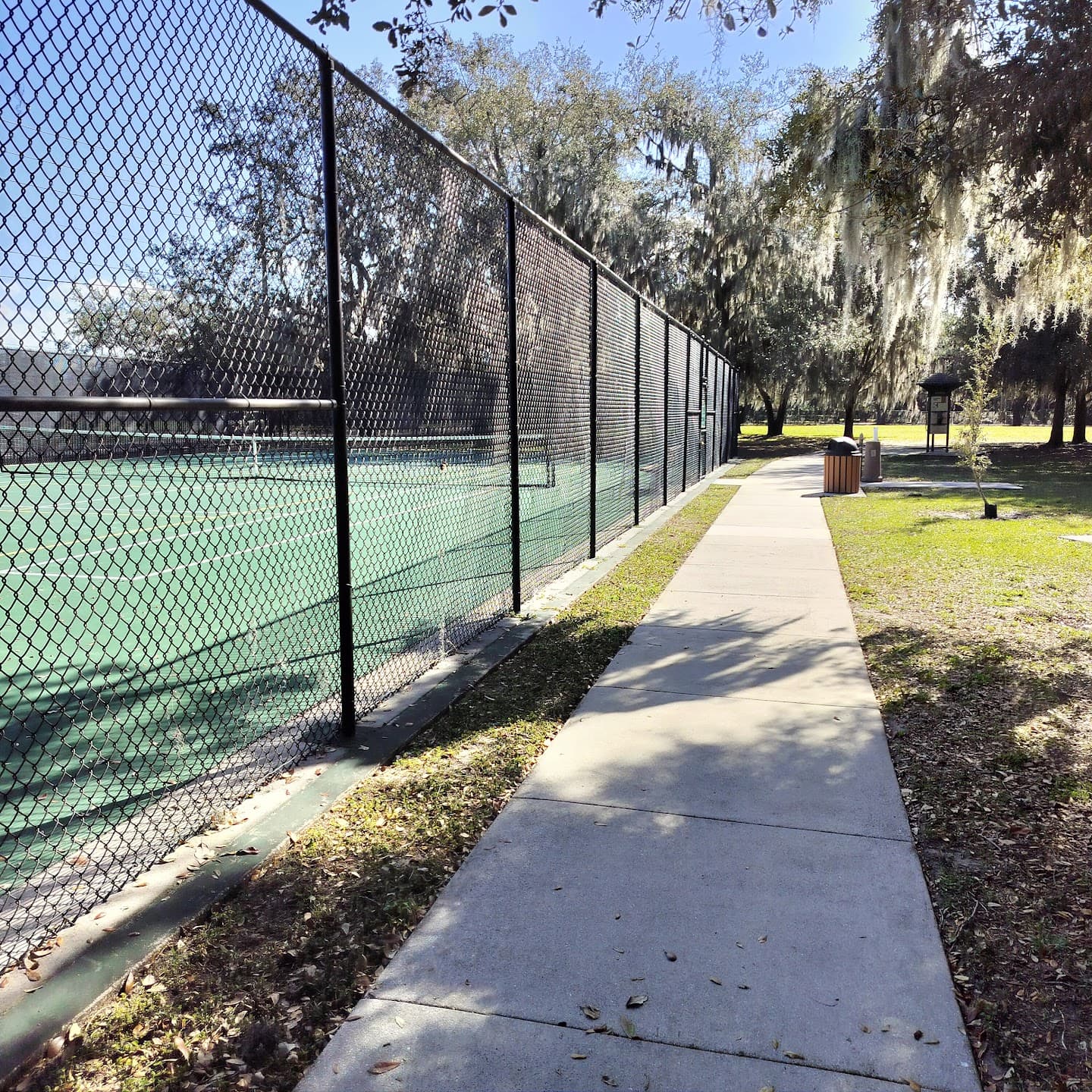 Warren Park pickleball courts