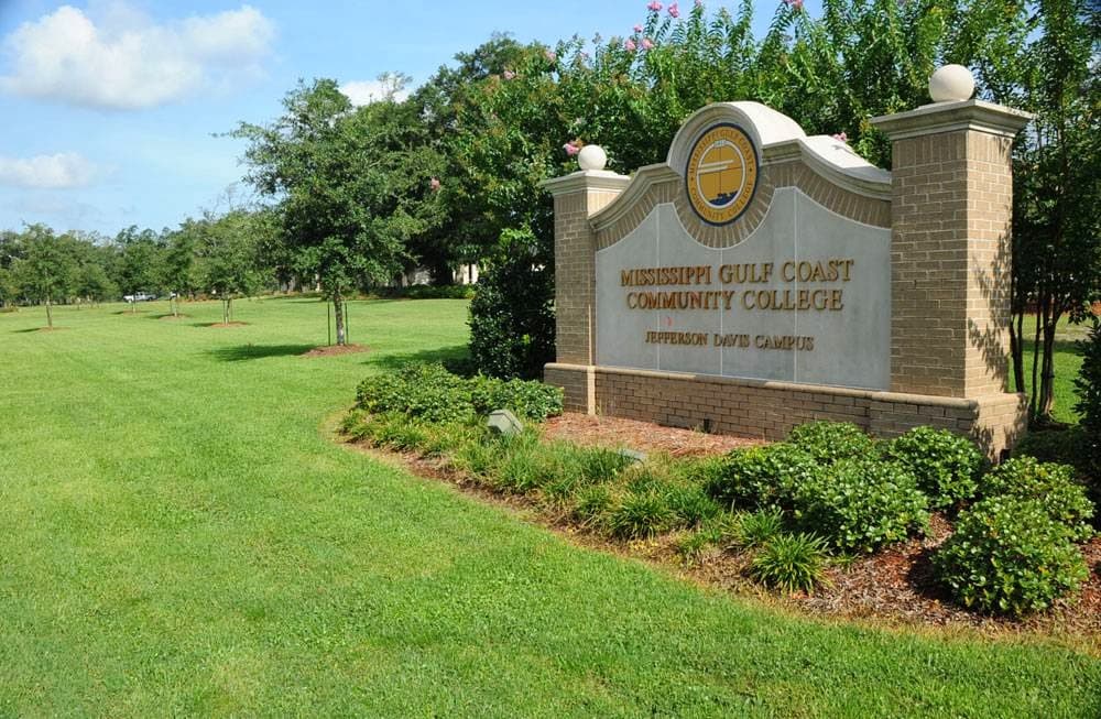 MGCCC Jefferson Davis Campus, Fitness Center/Gym pickleball courts