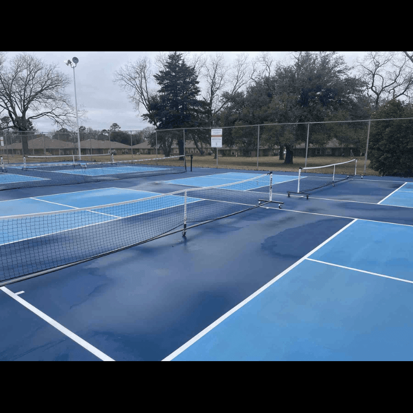 Mineola Civic Park pickleball courts