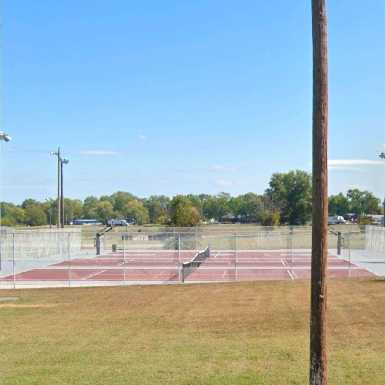 Eldon Airpark pickleball courts