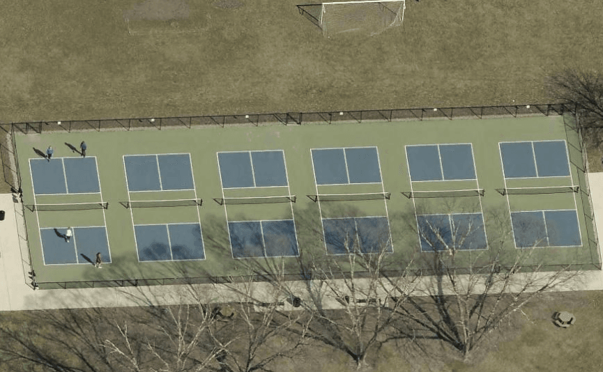 Roy. G. Holland Memorial Park pickleball courts