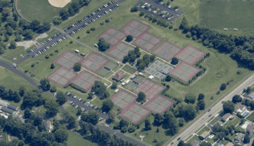 Hamilton Veterans Park pickleball courts