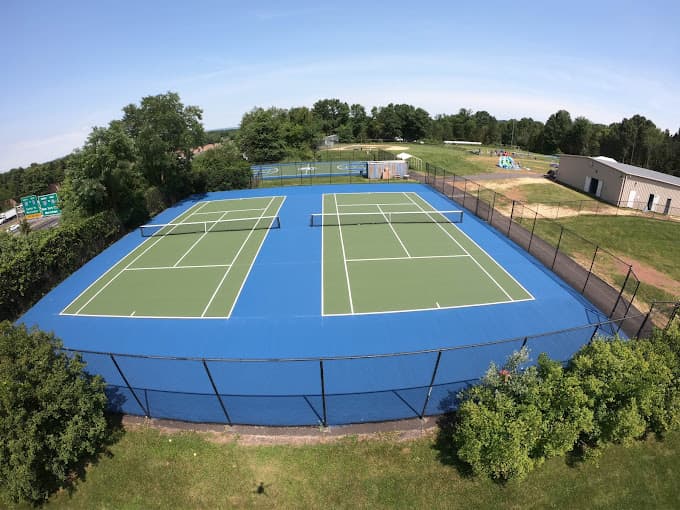 Shimon and Sara Birnbaum Jewish Community Center pickleball courts