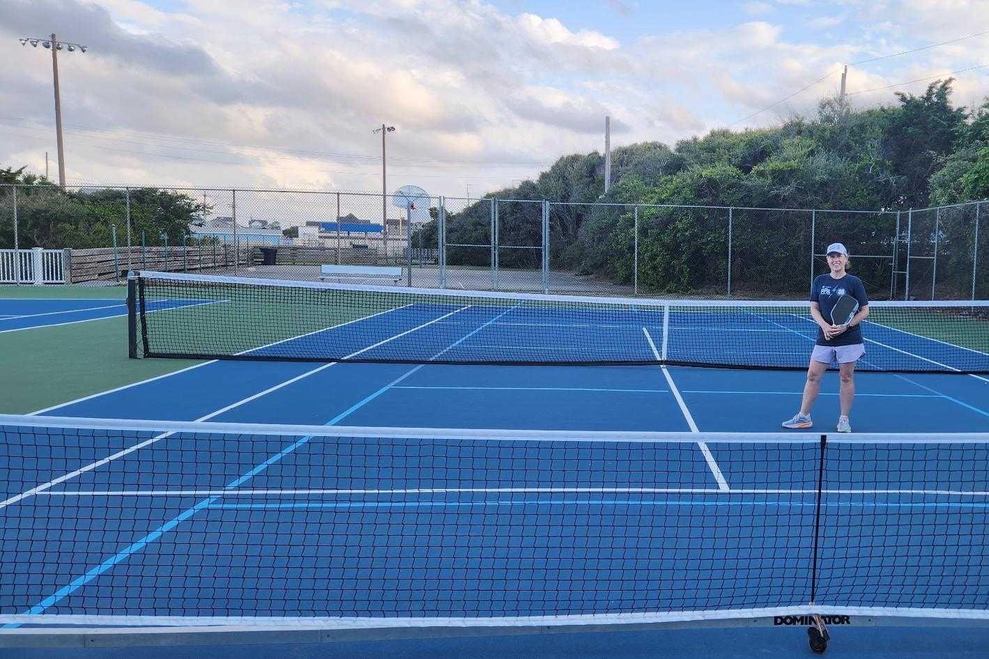 Fessenden Center pickleball courts