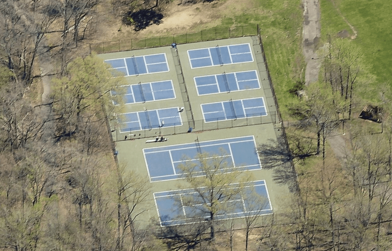 David L. Venella Memorial Park / Green Acres Park pickleball courts