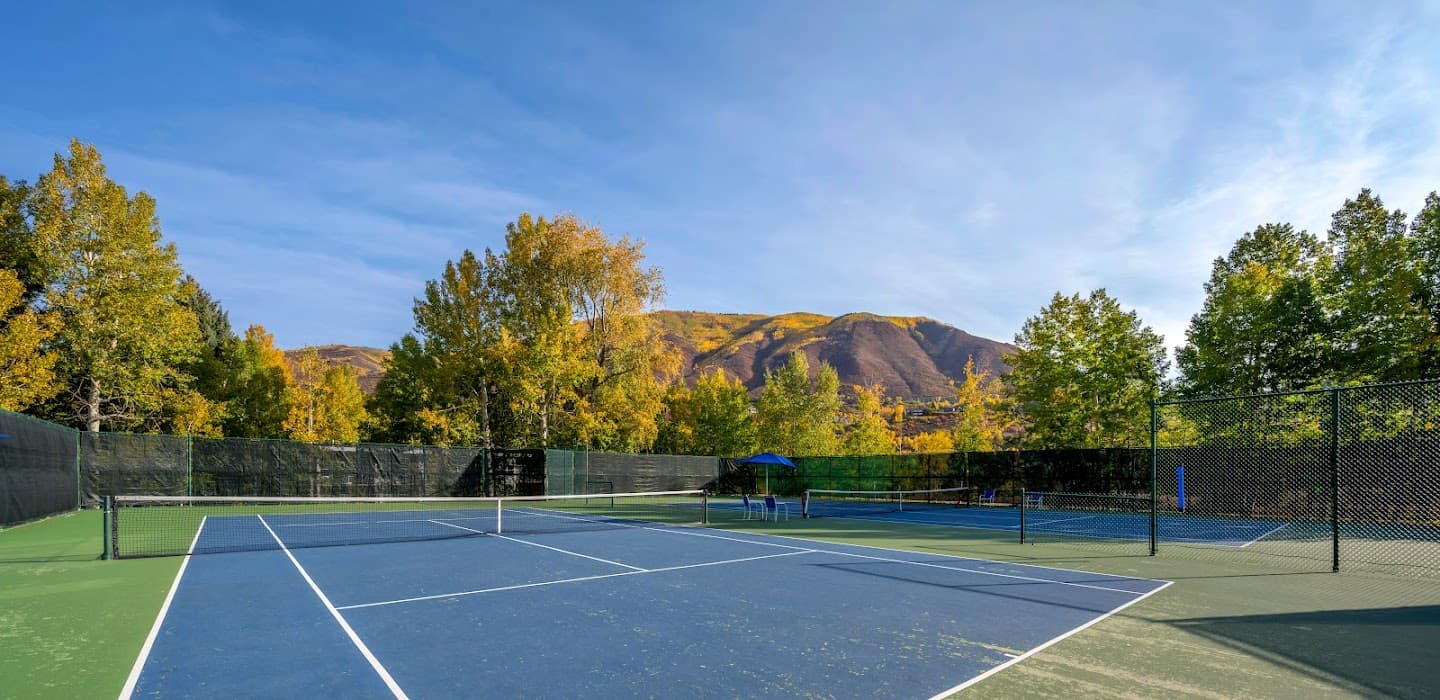 Aspen Meadows pickleball courts