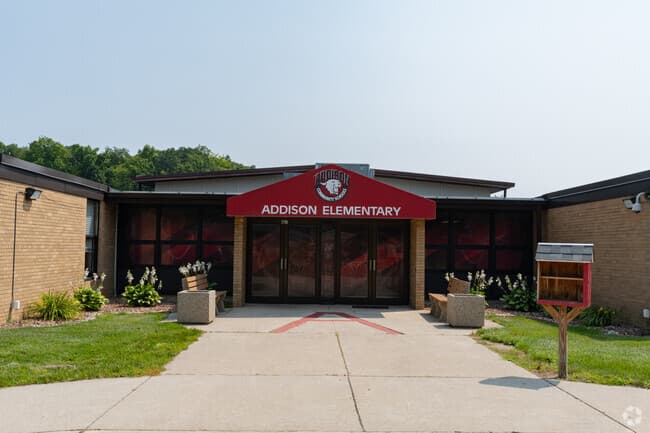 Addison Elementary School pickleball courts