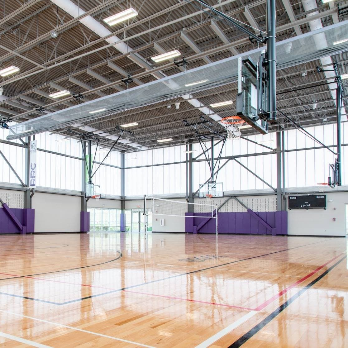 Roos Recreation Center pickleball courts