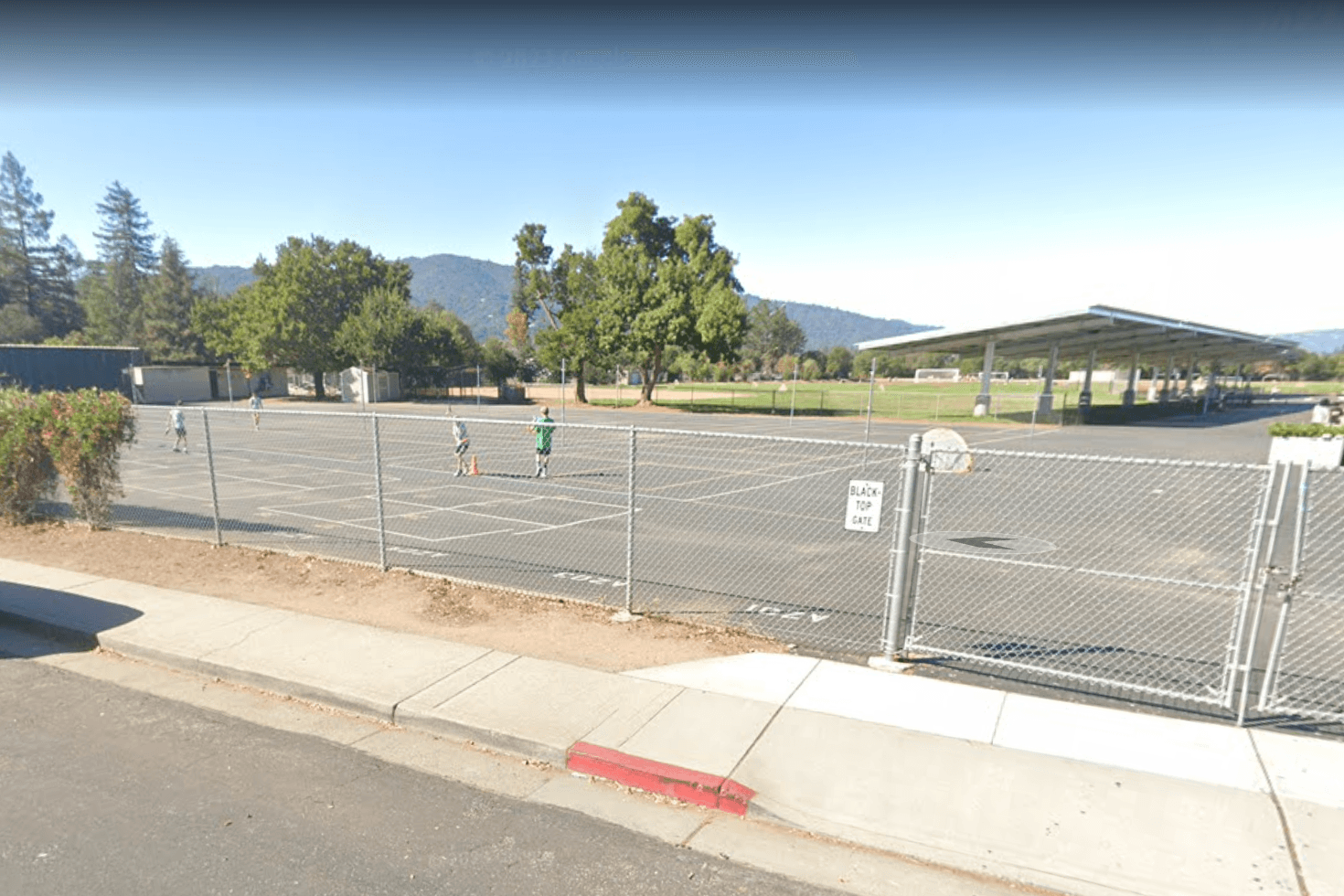 Raymond J. Fisher Mid School pickleball courts