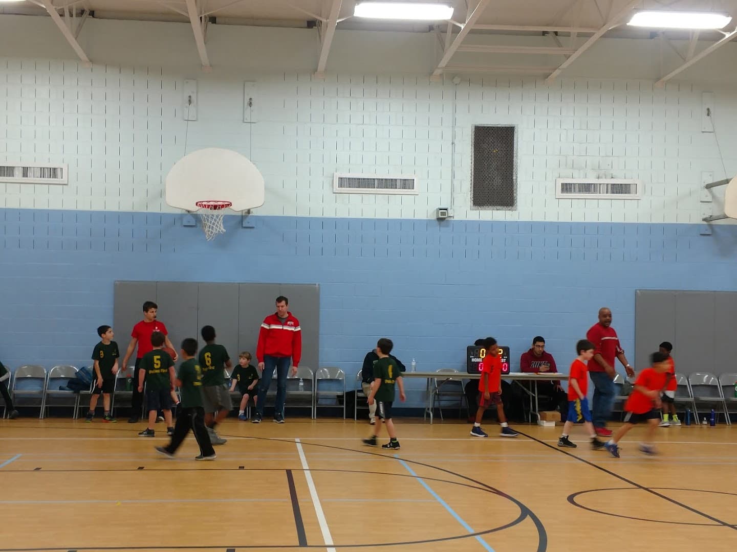 Lincoln Park Community Center pickleball courts