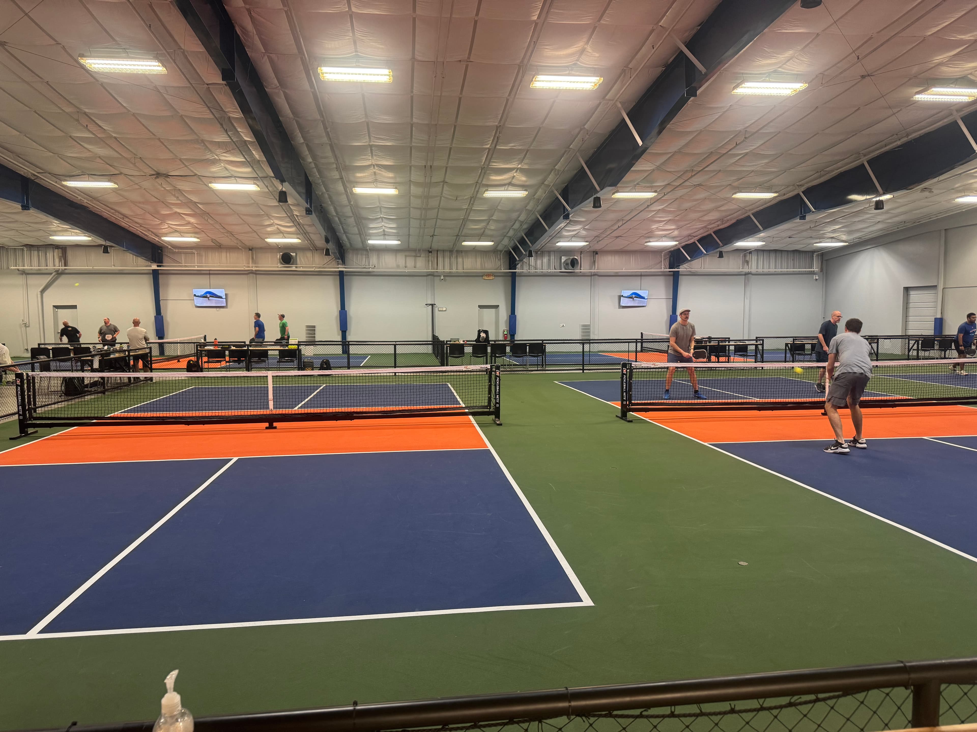 Hey Pickle Pickle pickleball courts