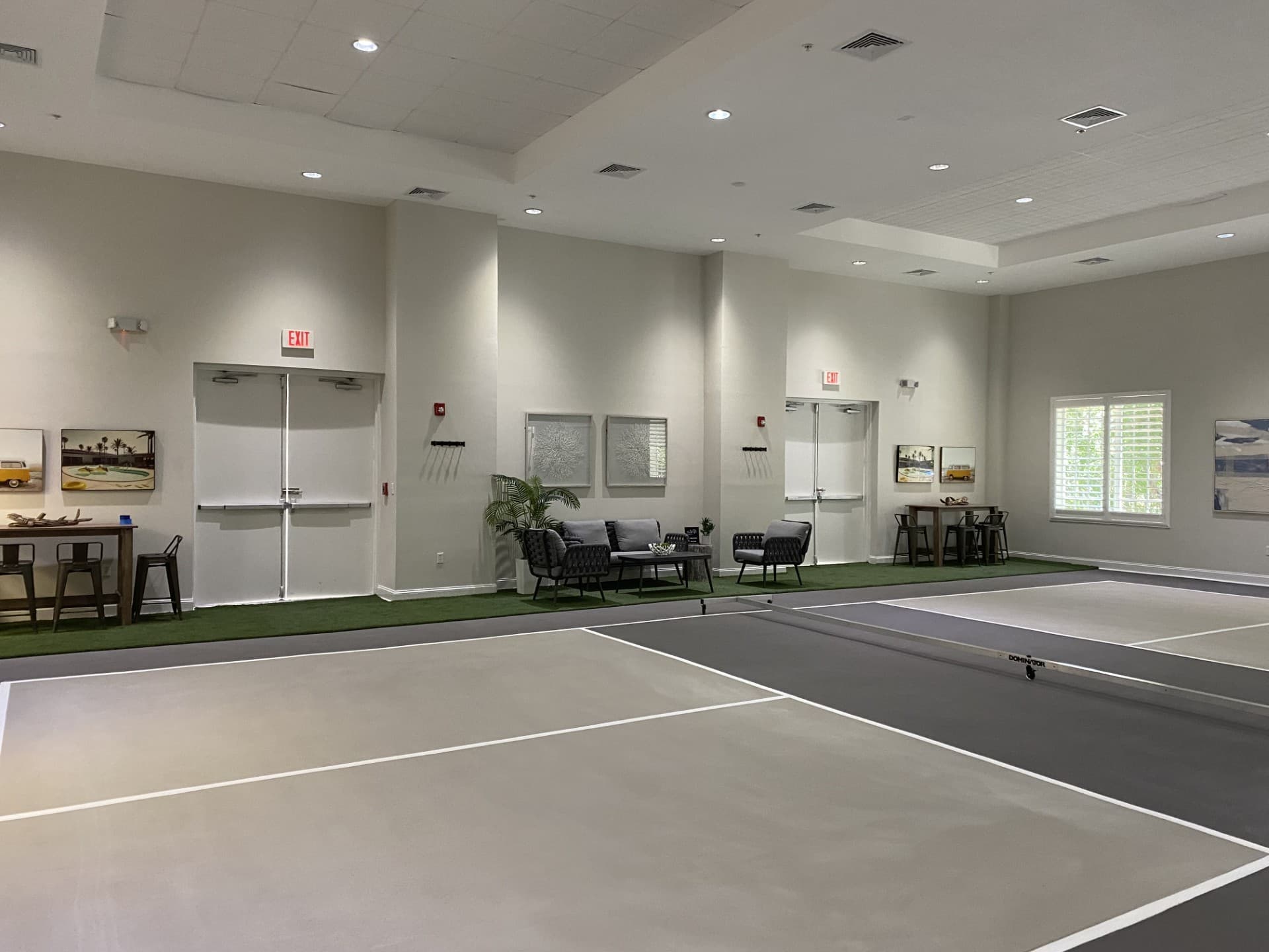 Mariners Club pickleball courts