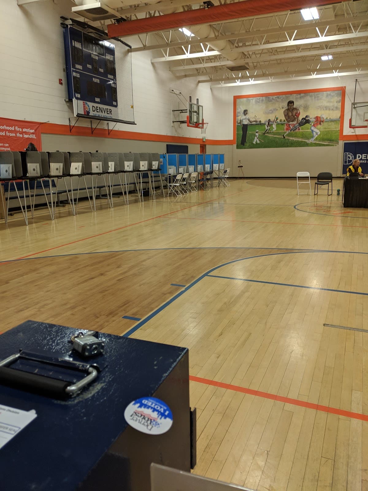 La Familia Recreation Center pickleball courts