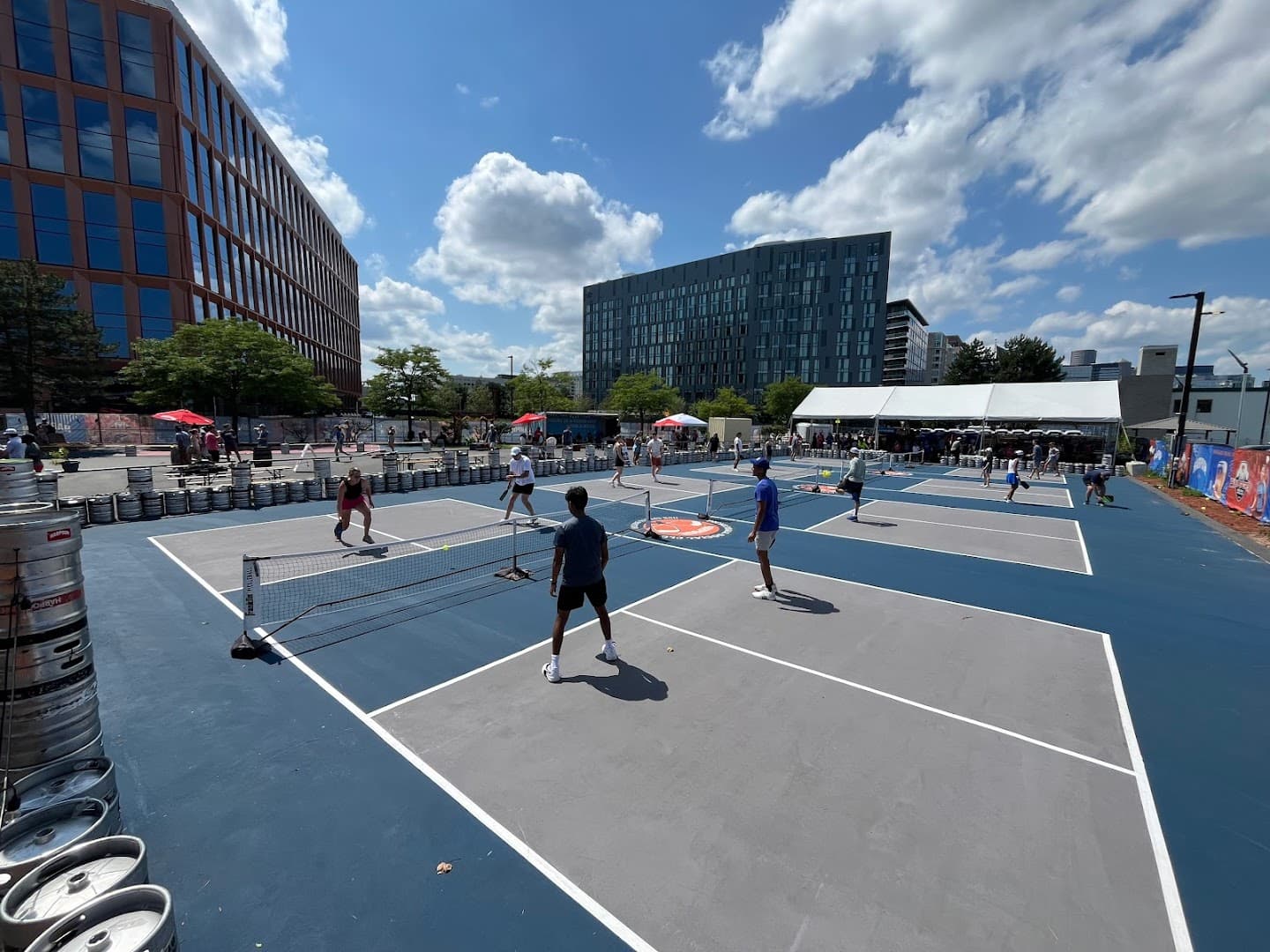 Pickleball Social Club Boston pickleball courts