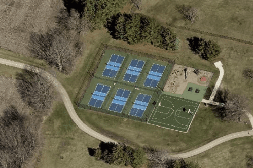 Thomas Park pickleball courts