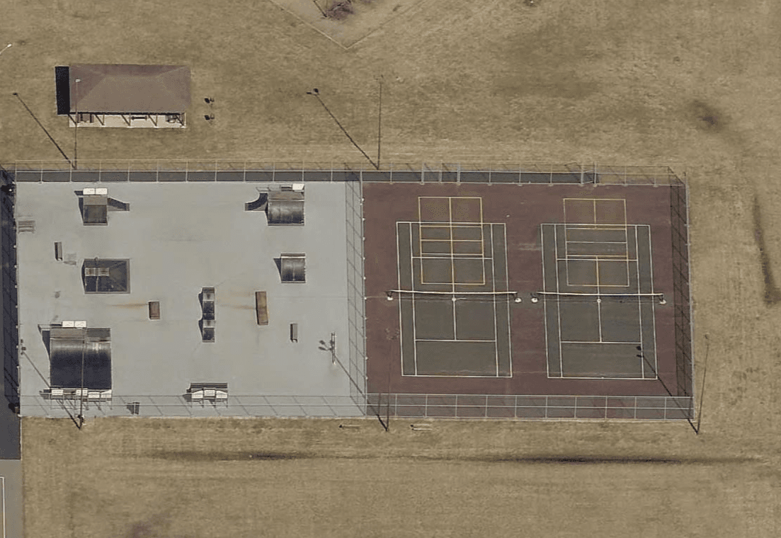 Schlader Recreation Center pickleball courts