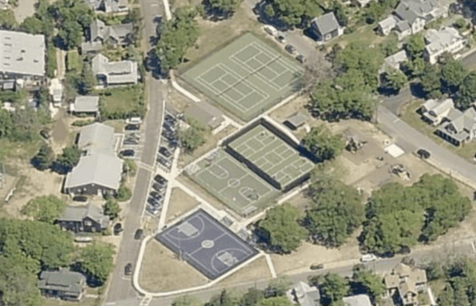 Niantic Park pickleball courts