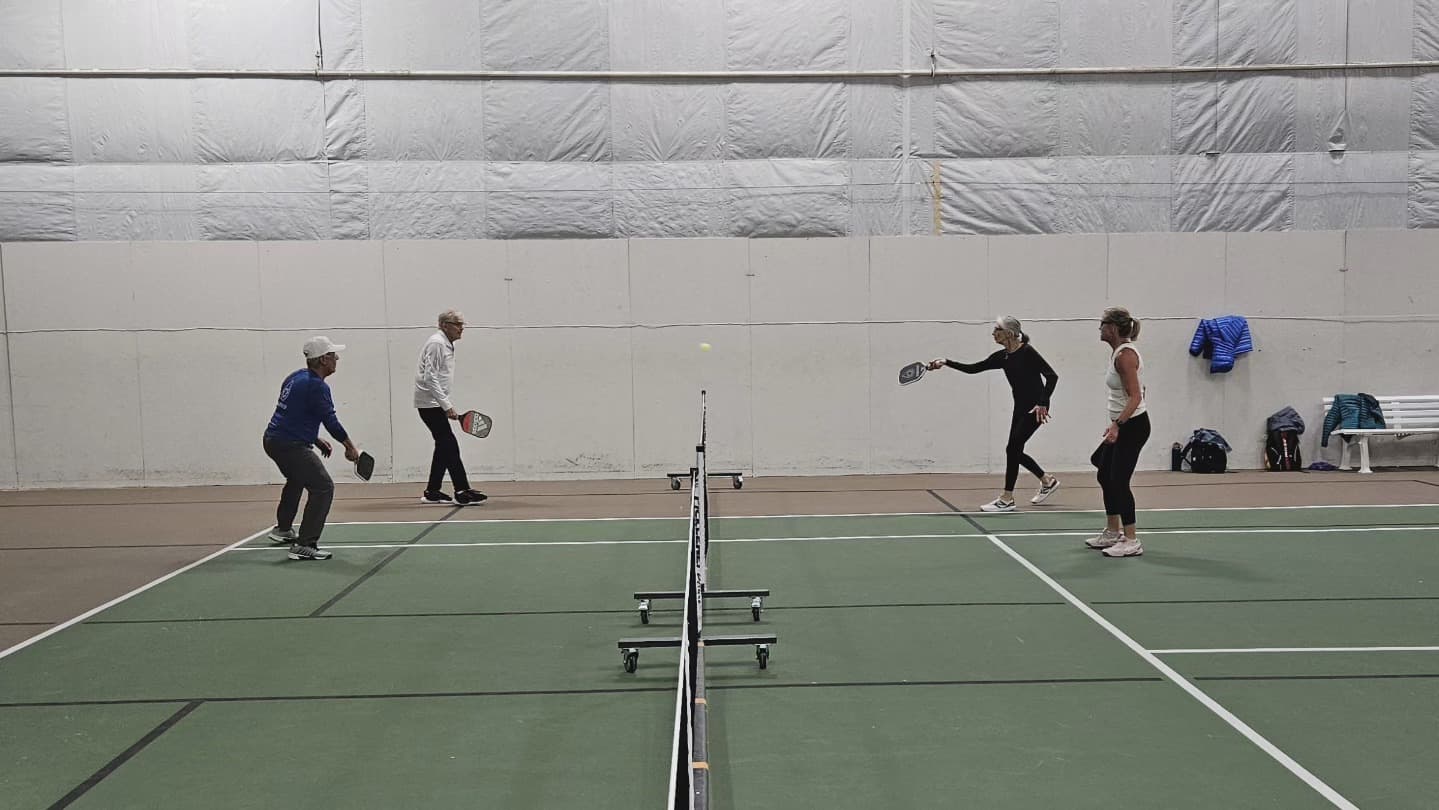 Gravity Fitness & Tennis Club pickleball courts
