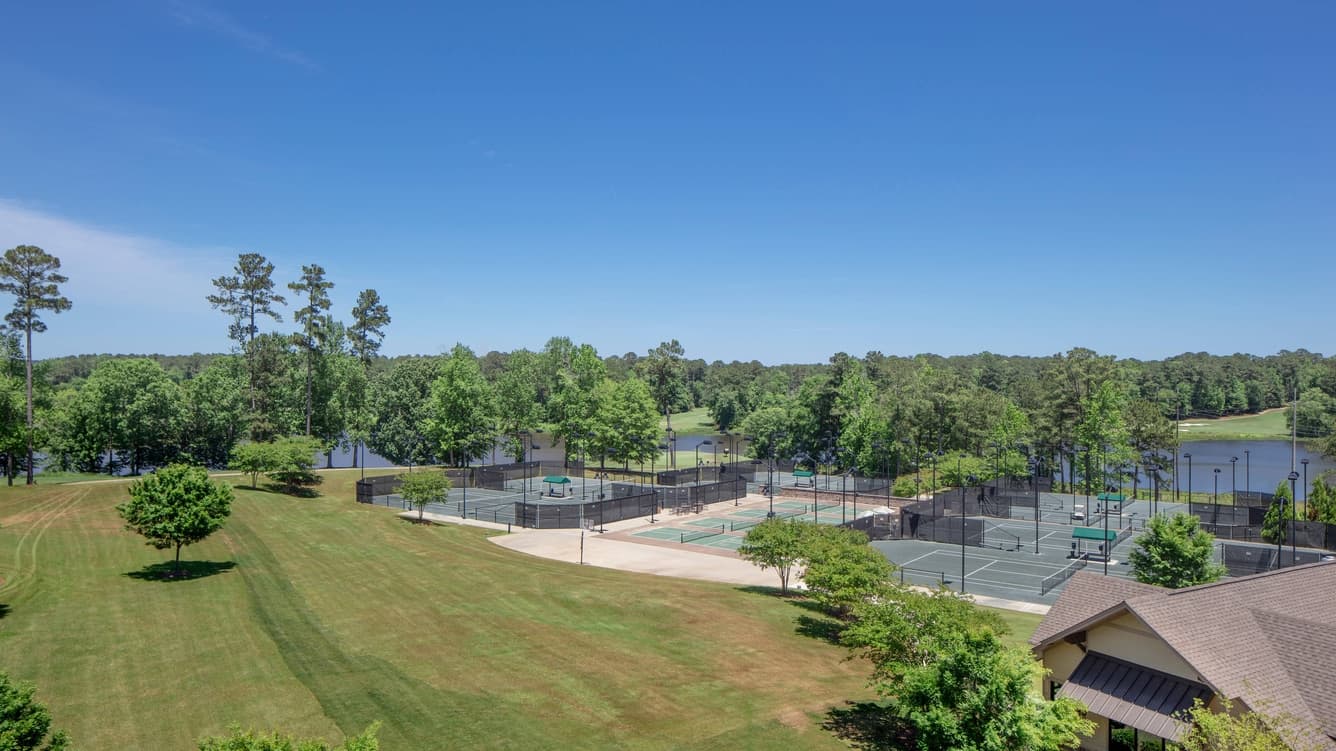 Auburn Marriott Opelika Hotel & Conference Center at Grand National pickleball courts