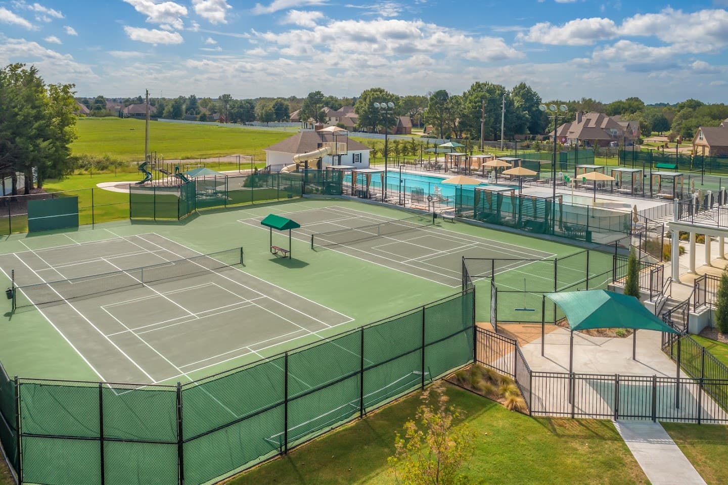 The Ridge Club pickleball courts