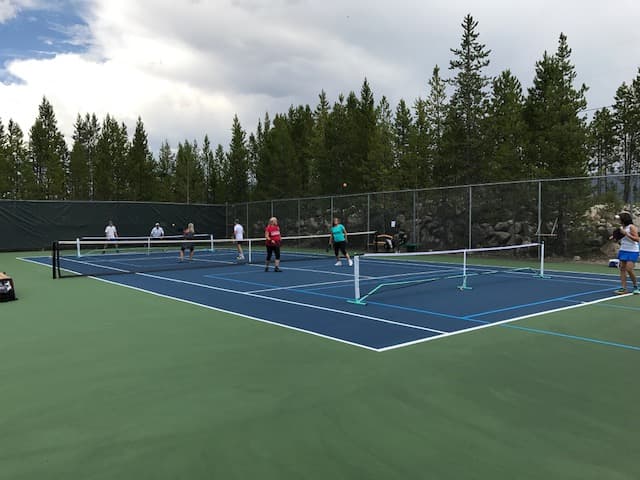 Grand Lake outdoor pickleball courts by the golf course pickleball courts