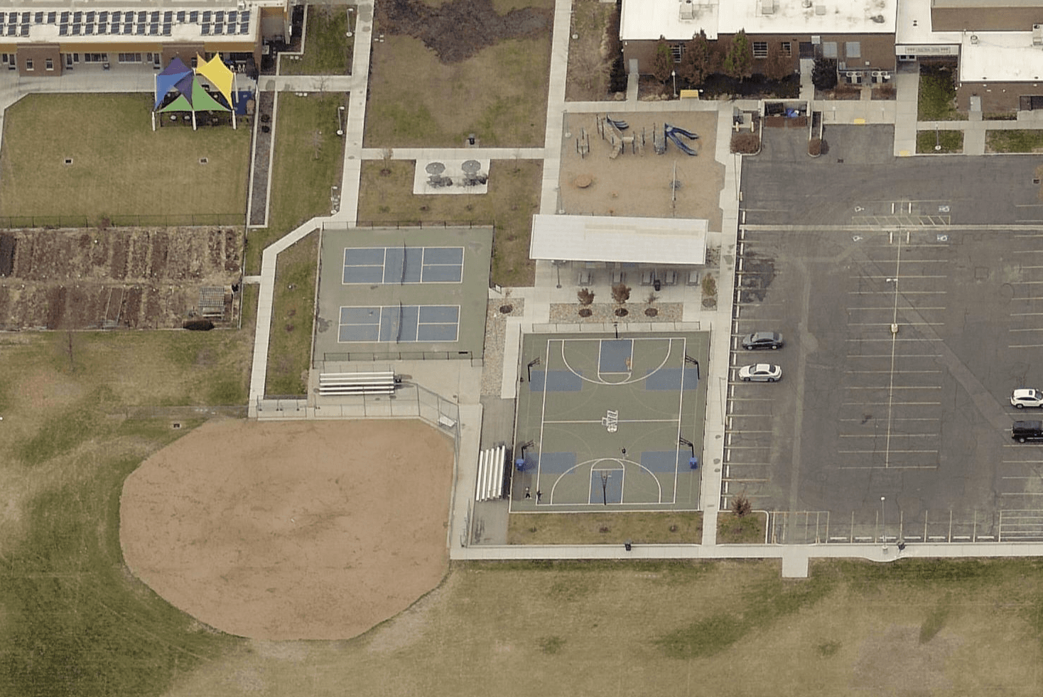 Central Park pickleball courts